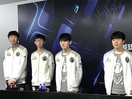 尽管他在赛 尽管他在赛