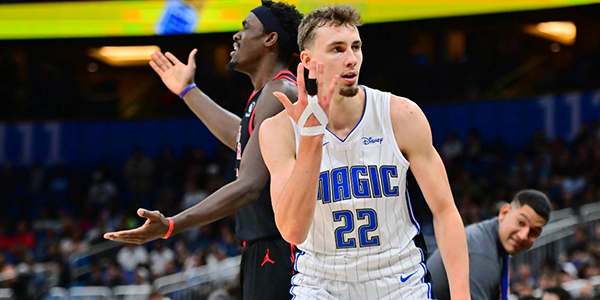 还在重返欧 还在重返欧