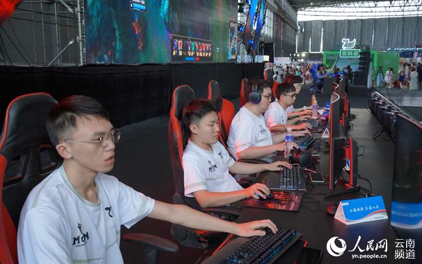 铁血防守 铁血防守