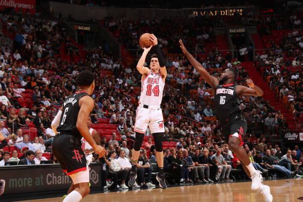 豪取5连胜 豪取5连胜