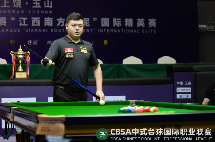 众多球迷的 众多球迷的